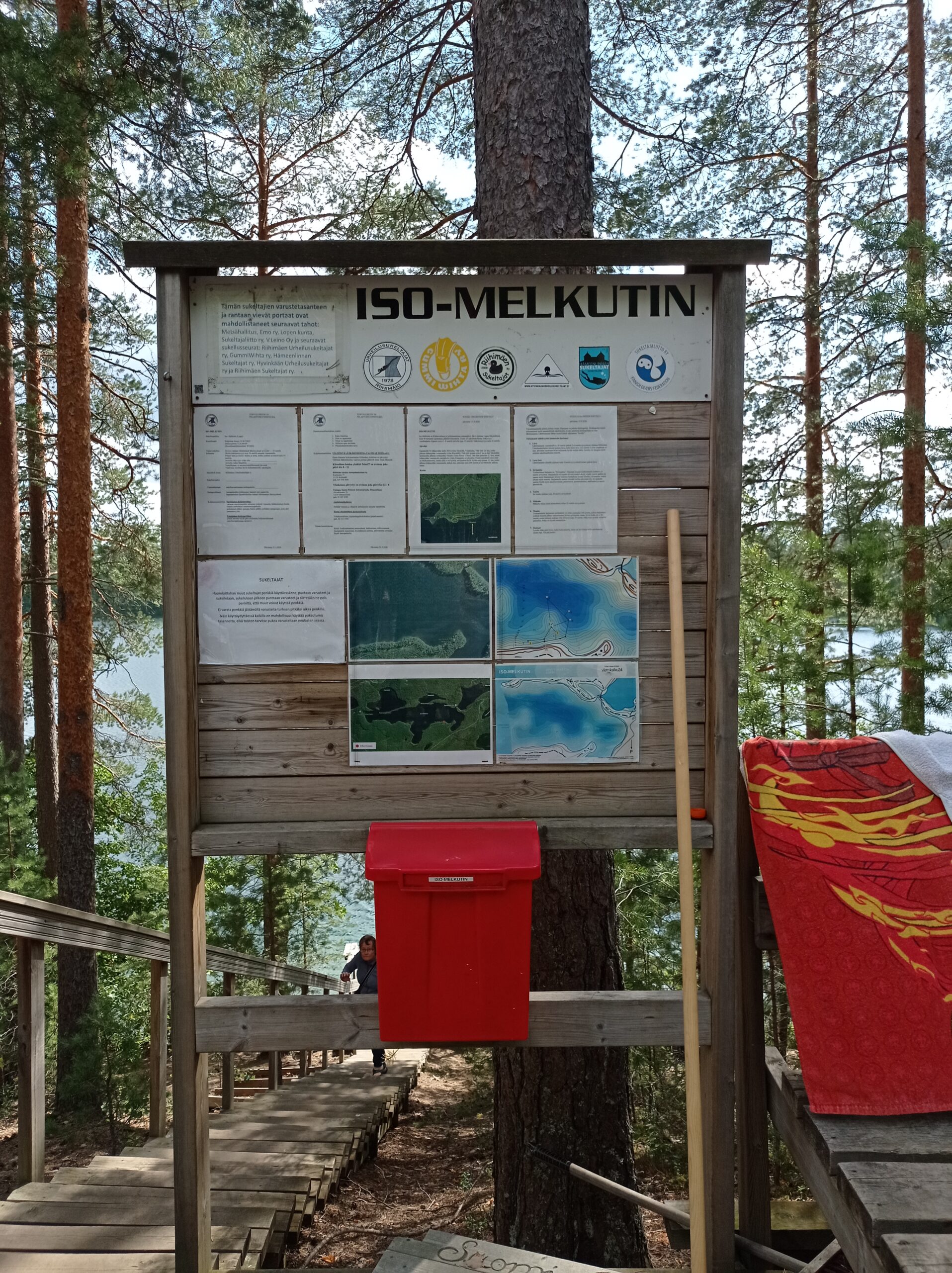 Kuva Iso-Melkuttimen ilmoitustaulusta
